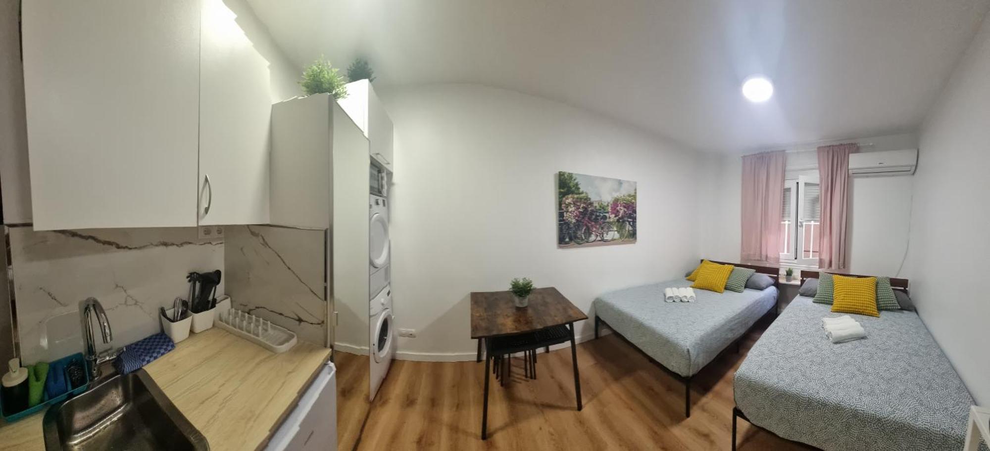 #1 Mini Studio Lovely Granvia Especial Grupos Madrid Ngoại thất bức ảnh